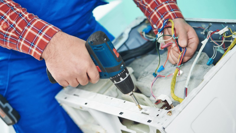 Arnavutköy Hoover Hoover çamaşır makinesi kart tamiri – Su almama arızası orijinal parça ile giderildi. - Teknik servis örneği